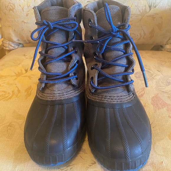 Sorel Other - Kid’s Sorel waterproof boots size 2